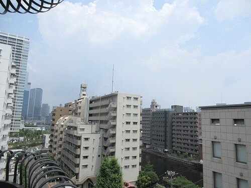 秀和田町レジデンス8階 バルコニーからの眺望　※前回募集時2025年07月の写真