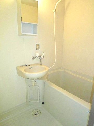 メゾネット花見川101号室 ※他のお部屋の参考写真となります。現況優先です。