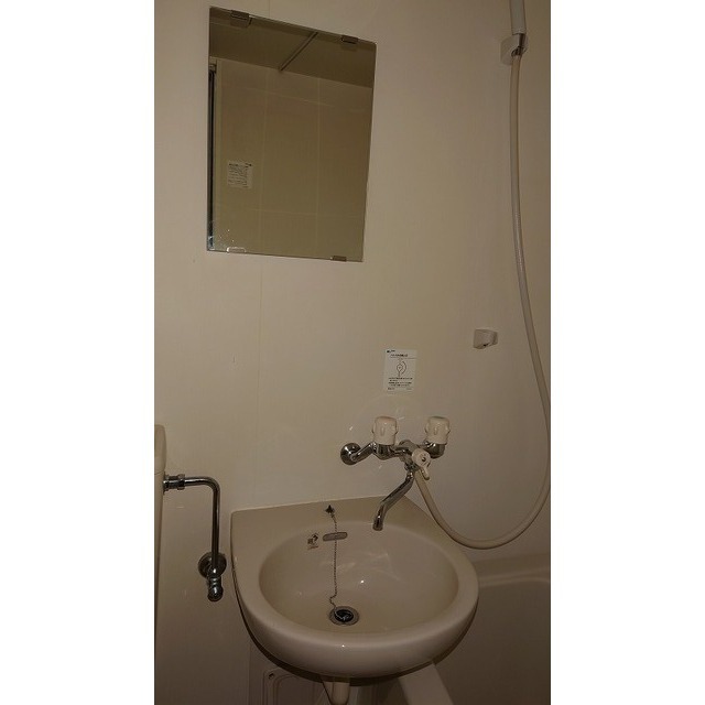 アーバンテラス東中野（旧ガーデンヒルズ桜山） 洗面台