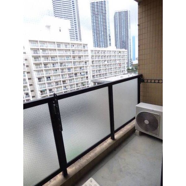 メゾン・ド・ヴィレ勝どき バルコニー