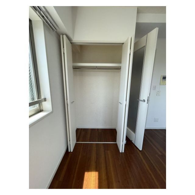 ルクレ高野台レジデンス0905号室 リビング