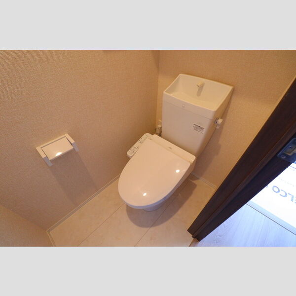 D'Tribute横濱鶴見 トイレ