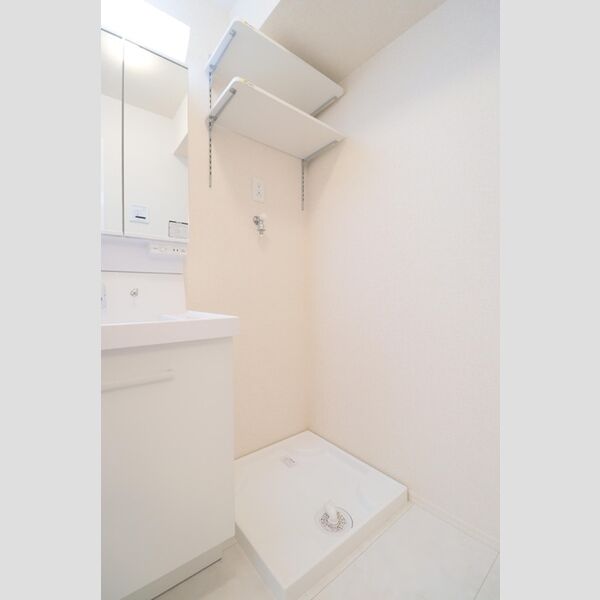 サンセール氷川303号室 室内洗濯機置場