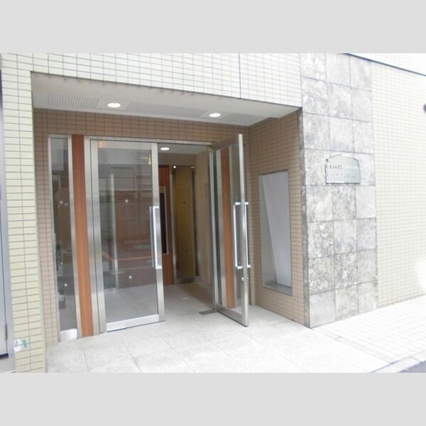 レリシェス日本橋 エントランス