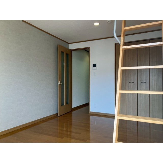 グランドゥール210号室 洋室