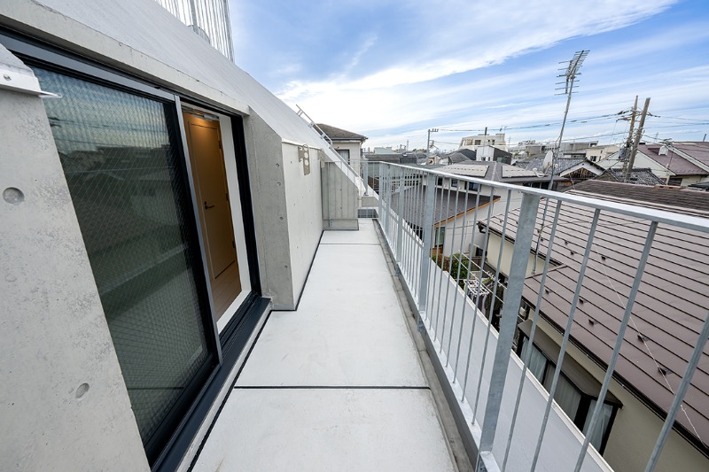 Fons Lucis Izumi4階 バルコニー