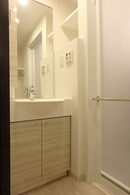 ガーラ・ステーション横濱関内7階 独立洗面化粧台