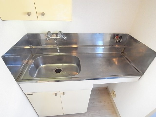 プラザドゥサビーネＡ棟 同物件・別部屋画像