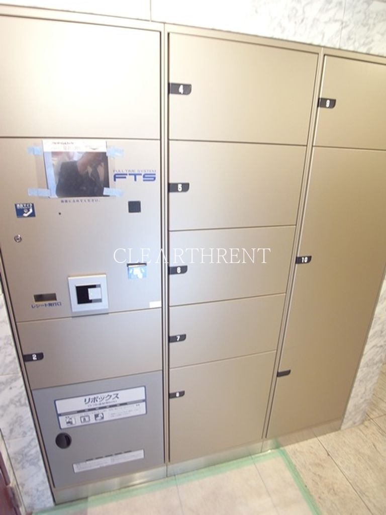 コンシェリア東京 ＴＨＥ ＲＥＳＩＤＥＮＣＥ1階 ☆24時間対応の宅配BOX