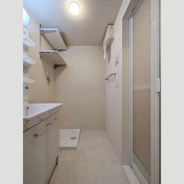 ルーエ大宮 洗面室