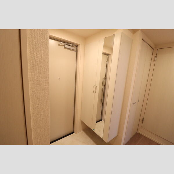 グラナート305号室 玄関