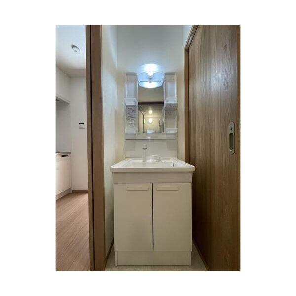 Argione高島平 洗面