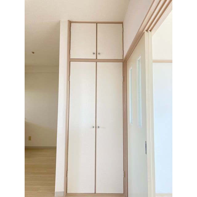 プラーズ榎木町 DK収納