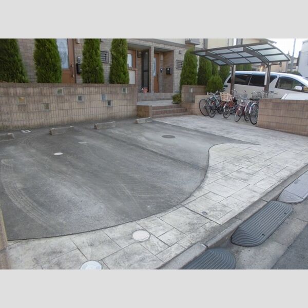 グランドソレーユ　Ⅲ 駐車場