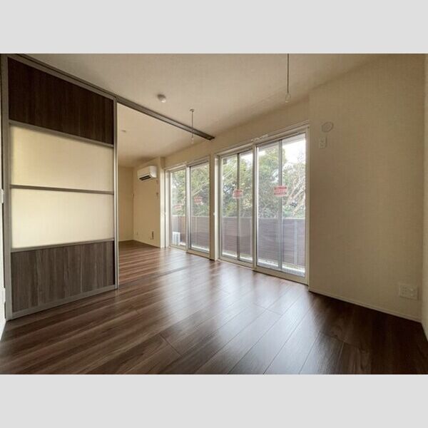 ハイクレスト103号室 洋室　4.5帖