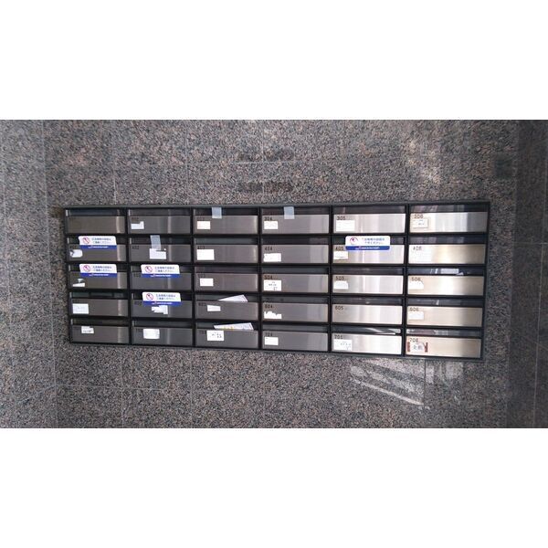 ハイネスアヤセII エントランス