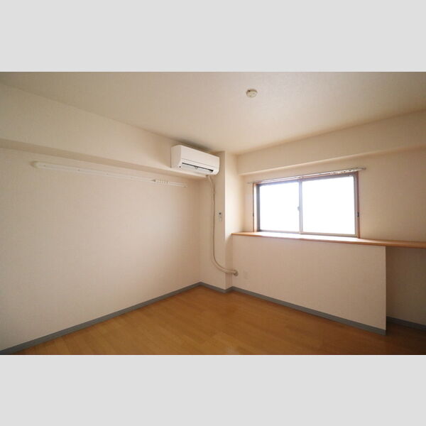 NTマンション203号室 洋室
