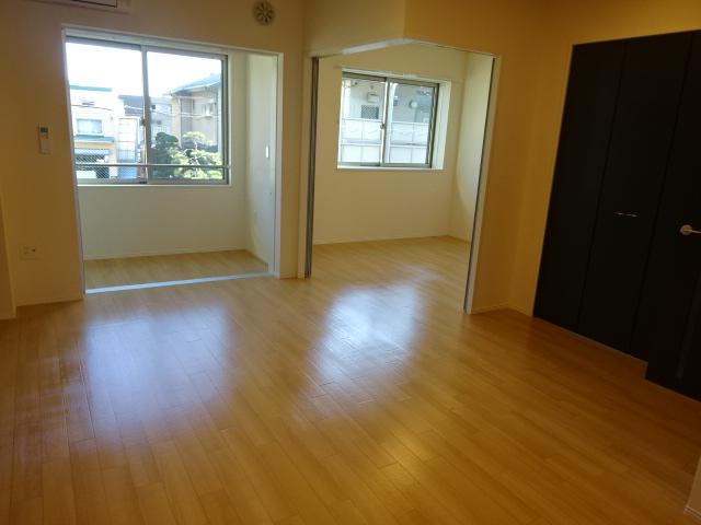 エクセレントＹＫⅡ202号室 リビング