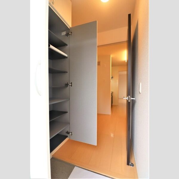 クレストⅡ 玄関