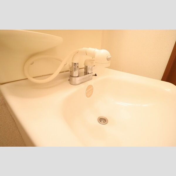 コート オンジェーム105号室 洗髪洗面化粧台シャワー