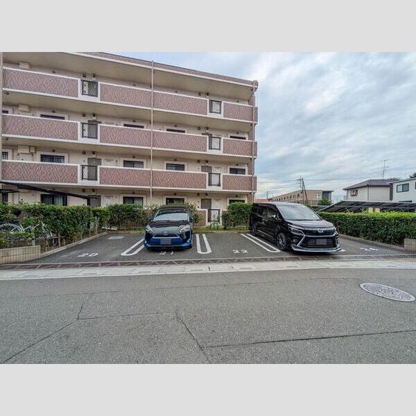 パストラルピア 駐車場