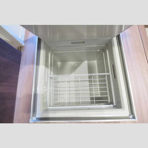 セジュール大船S103号室 床下収納