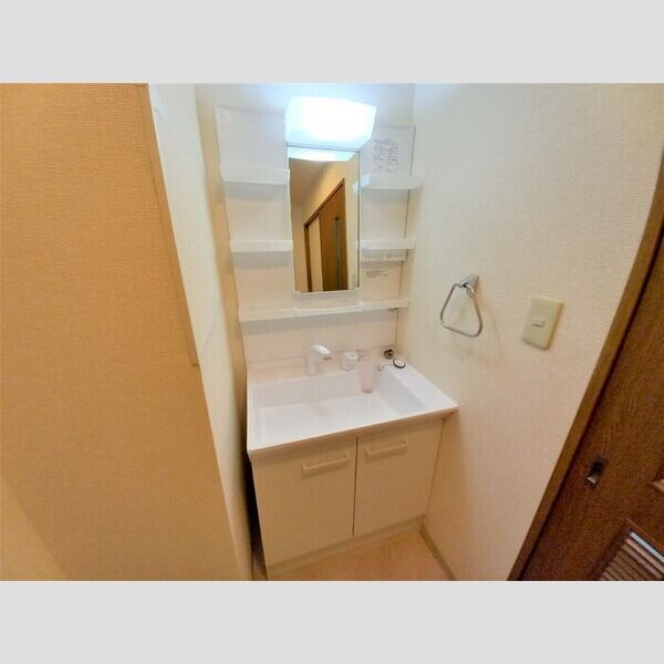 セルリア春日部　A 洗髪洗面化粧台