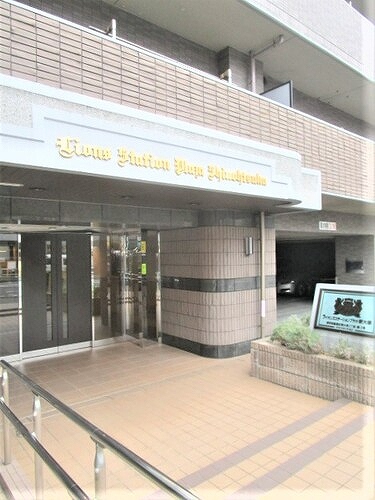 ライオンズステーションプラザ新大塚 エントランス
