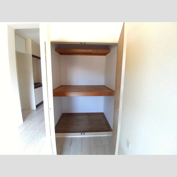 メゾン・ド・ドリーム横浜34号室 収納