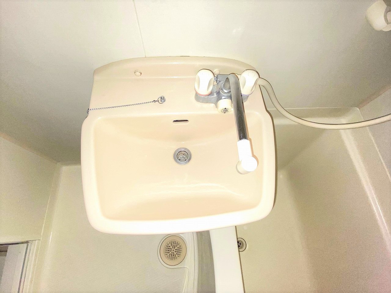 レオパレスフルールⅡ107号室 内観
