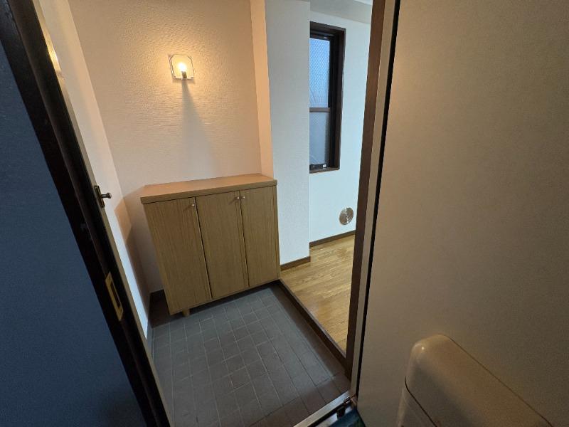 クレイドル本橋 玄関