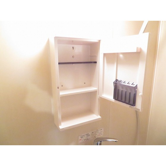 グレースコートＡ棟 収納棚