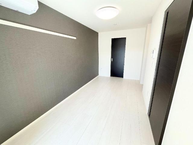 KM Casa新横浜 洋室