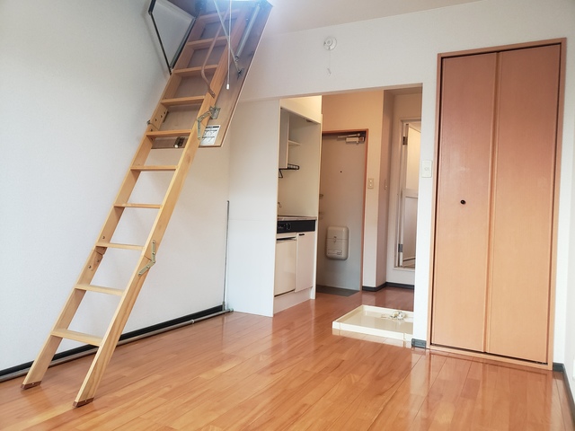 ハイツ五月 リビング