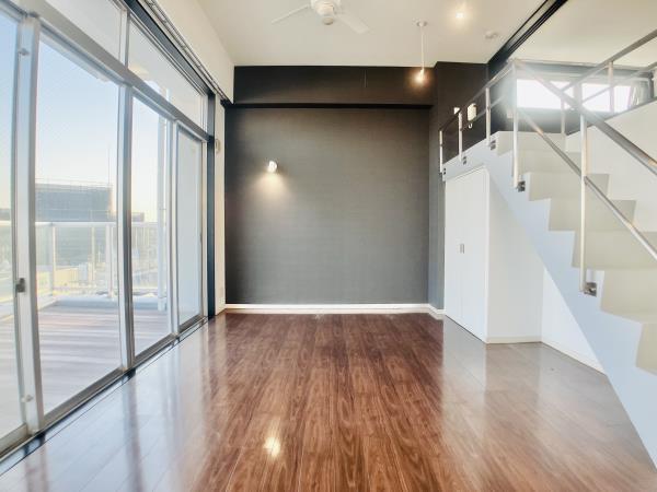 カーサ　ヴェデュータ リビング