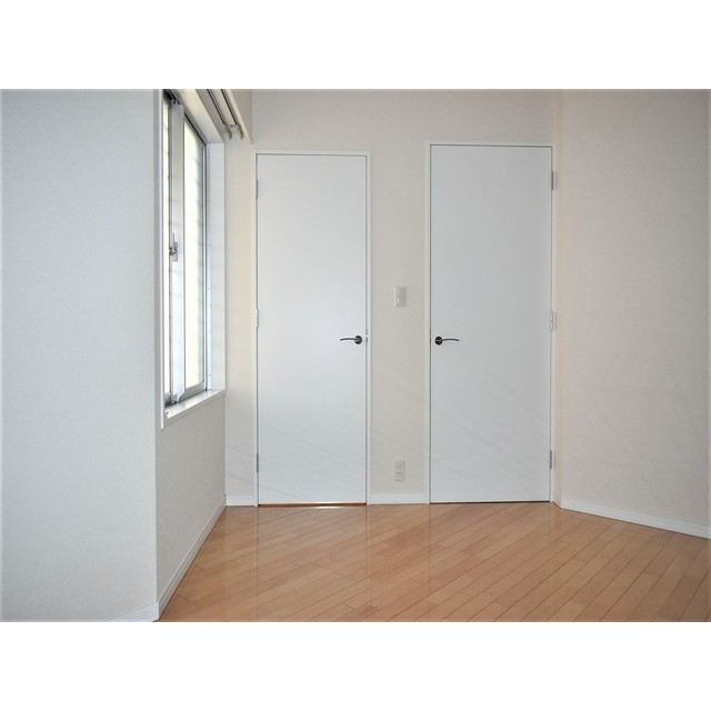 ルクレ新川レジデンス0203号室 リビング