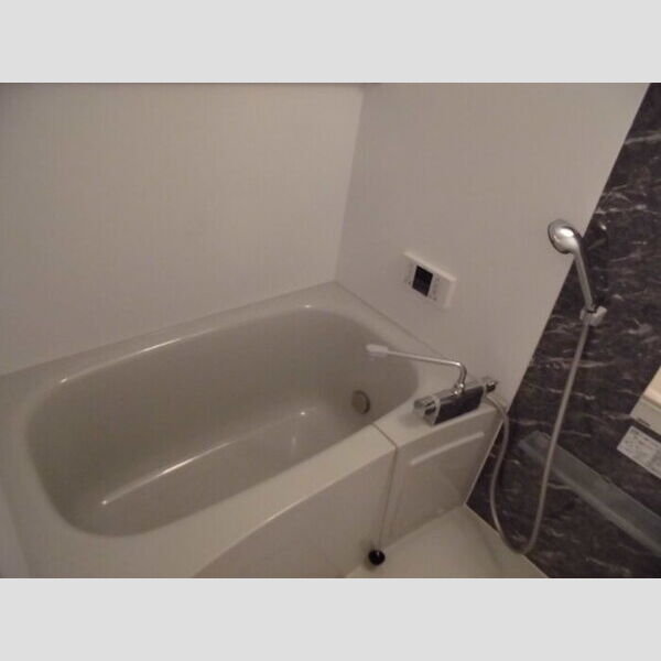 メルヴェーユ三郷中央　B302号室 浴室(乾燥機能付)