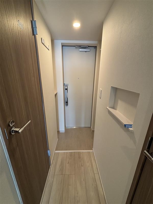 リブリ・セリジエ1階 玄関