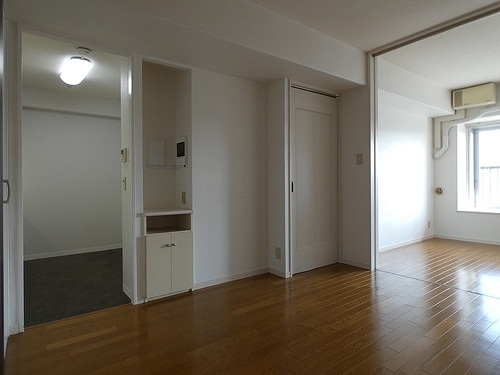 コスモ大和スターアベニューサードウイング ダイニング　※2026年3月の写真