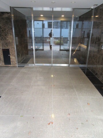 ブライズ世田谷桜丘1階 エントランス