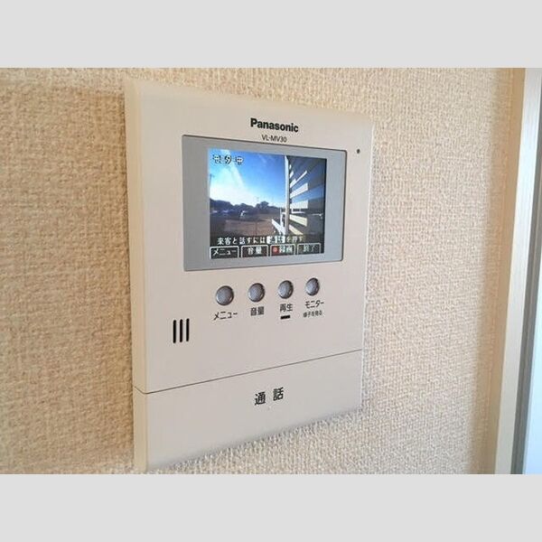 ルミエール瑞穂　壱番館102号室 カラーTVドアホン