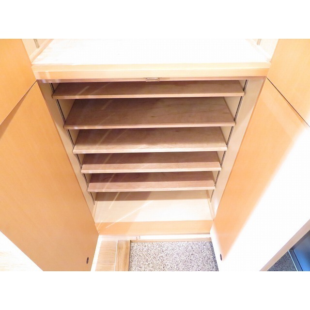 シュタイン・ブルグ0404号室 玄関