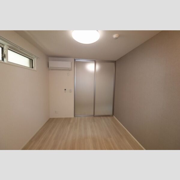 セレスティア大島205号室 LDK②