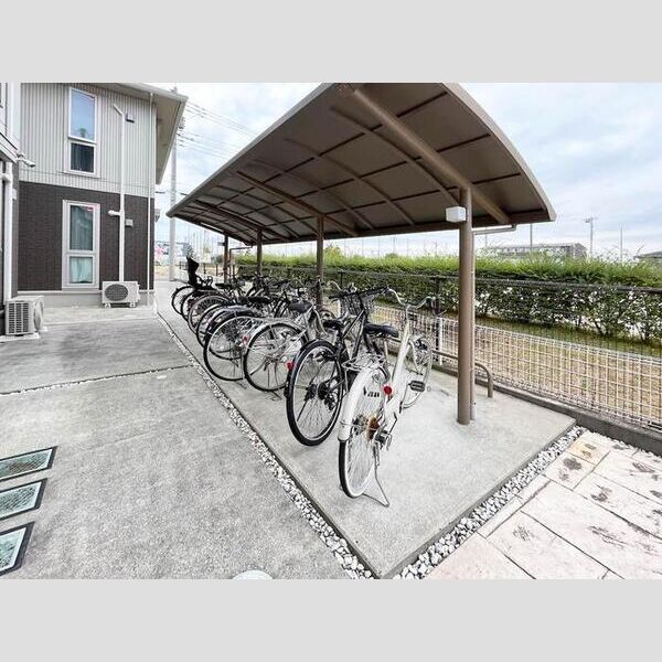 ミリュー　Ⅱ 駐輪場