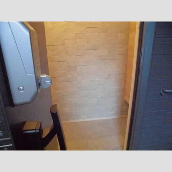 佐倉道202号室 玄関