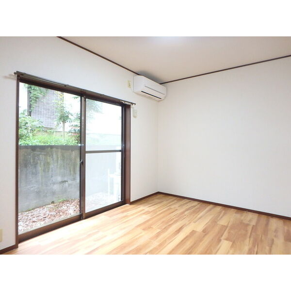 ハイツバンブーⅡ リビング