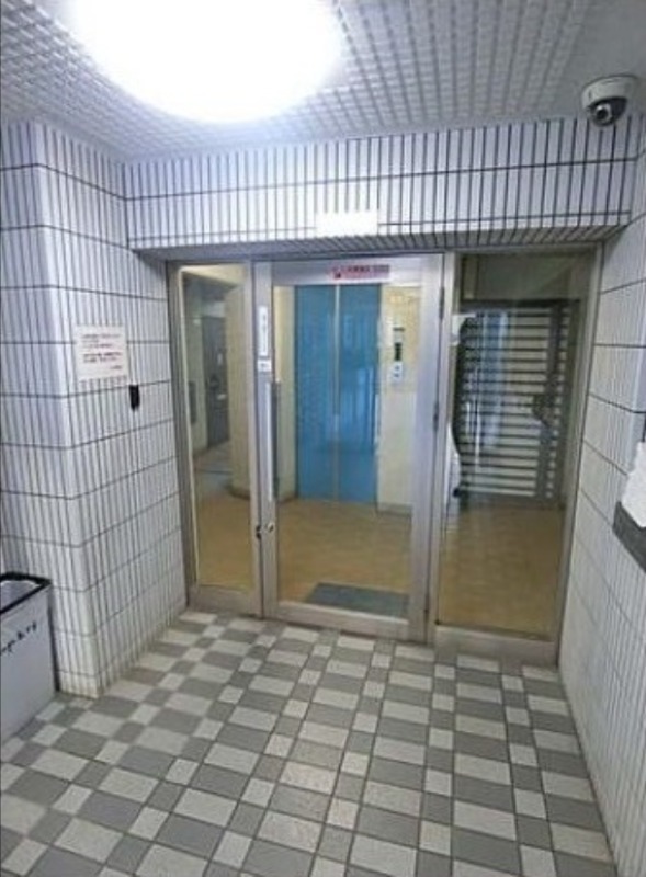 トップ立川4階 エントランス