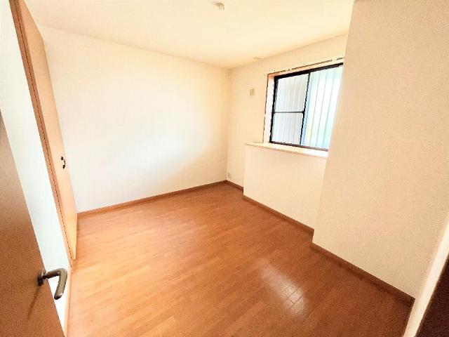 プレッソリーバ 洋室②