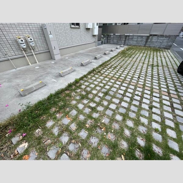 ヴァンベール湘南　Ⅲ 駐車場