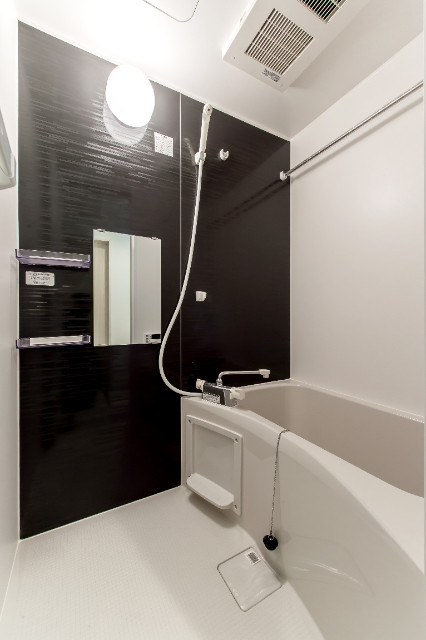 Lily東中山1階 ホテルライクなお風呂